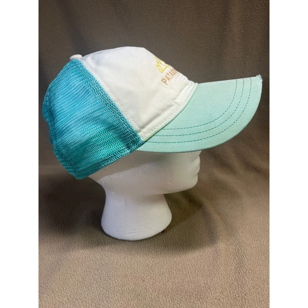 Patagonia Womans Teal & White Gold Mountain Scene‎ Trucker Hat Snapback